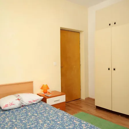 Apartment By The Sea Mrljane, Pasman - 319 Nevidane